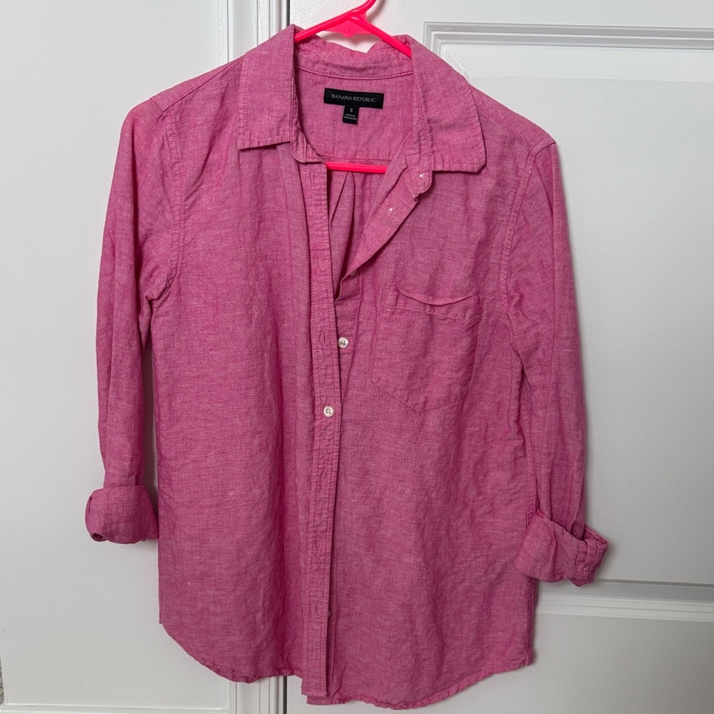 Banana Republic Pink Long Sleeve Buttoned Shirt Size Small